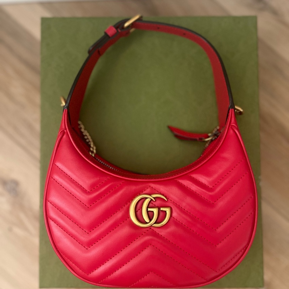 PERFECT CONDITION***Calfskin Matelasse Chevron Mini GG Marmont Half Moon Hobo